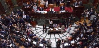 Avanza la ampliación del presupuesto y la toma de deuda en la Ciudad legislatura