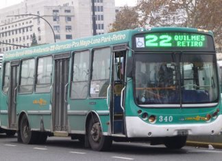 Por falta de pago, para la línea 122 de colectivos colectivo, 22
