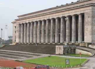 La UBA está entre las diez mejores de América Latina uba, derecho