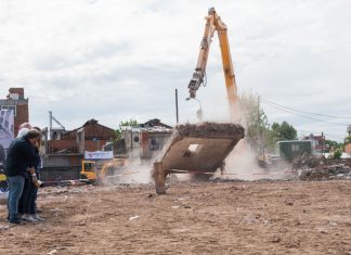 Termimó la demolición del Elefante Blanco: Construirrán el Ministerio de Desarrollo demolicion
