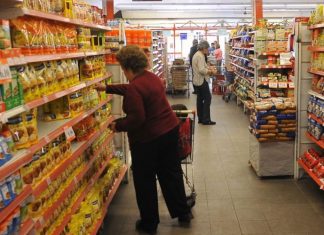 Subió la canasta básica: Una familia necesitó $ 22.558 en septiembre para no ser pobre super, supermercado, gondolas