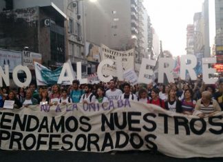 La oposición convocó a una sesión especial en la Legislatura por la UniCABA unicaba