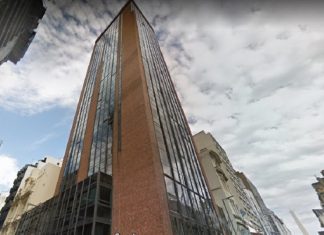 Tensión y pánico en el centro porteño por un incendio en el Hotel Las Naciones