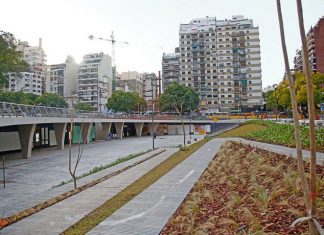 Tras la segunda remodelación, reabre la Plaza Houssay houssay