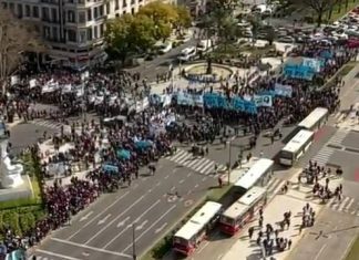 Marcha al Congreso: tensión por el protocolo antipiquetes
