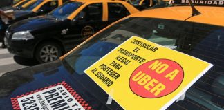Taxistas vuelven a las calles a manifestarse contra las apps de viaje