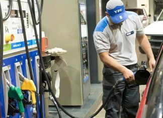 Las petroleras prometen aumentar el stock en poco tiempo