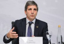 Luis Caputo le dijo a los banqueros que “No habrá sorpresas” con respecto a las Leliqs