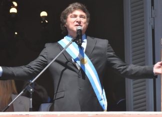 Milei cerró su día de asunción con una gala presidencial en el Teatro Colón