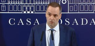 El Gobierno anuncio la supresión de impuestos para la importación de smartphones.