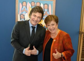 En un clima de incertidumbre, el FMI envía un nuevo desembolso y el Gobierno apuesta a frenar la suba del dólar