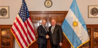 Werthein se reunió con el secretario de Comercio de EEUU por la suba de aranceles a la Argentina