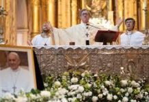 El arzobispo de Buenos Aires, encabezó una misa en Buenos Aires para despedir a Francisco