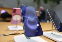 El Gobierno oficializó esta mañana su plan para reducir los aranceles de importación de celulares