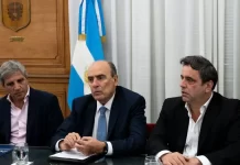 Caputo y Francos se reúnen con gobernadores para explicarles las medidas que anunció el equipo económico de Javier Milei.