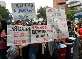 En la previa de la marcha federal universitaria, estudiantes tomaron el Colegio Nacional de Buenos Aires