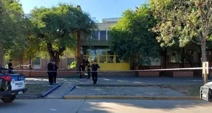 Conmoción en Santa Fe: un alumno entró armado a un colegio, mató a un compañero e hirió a otros dos
